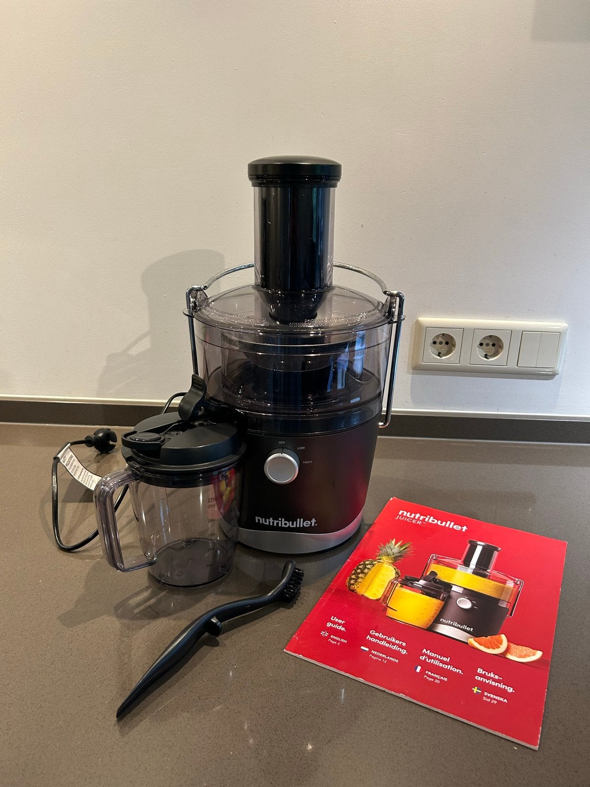 Nutribullet Juicer - Sapcentrifuge, Ophalen, Gebruikt, 2 snelheden, Vaatwasserbestendig