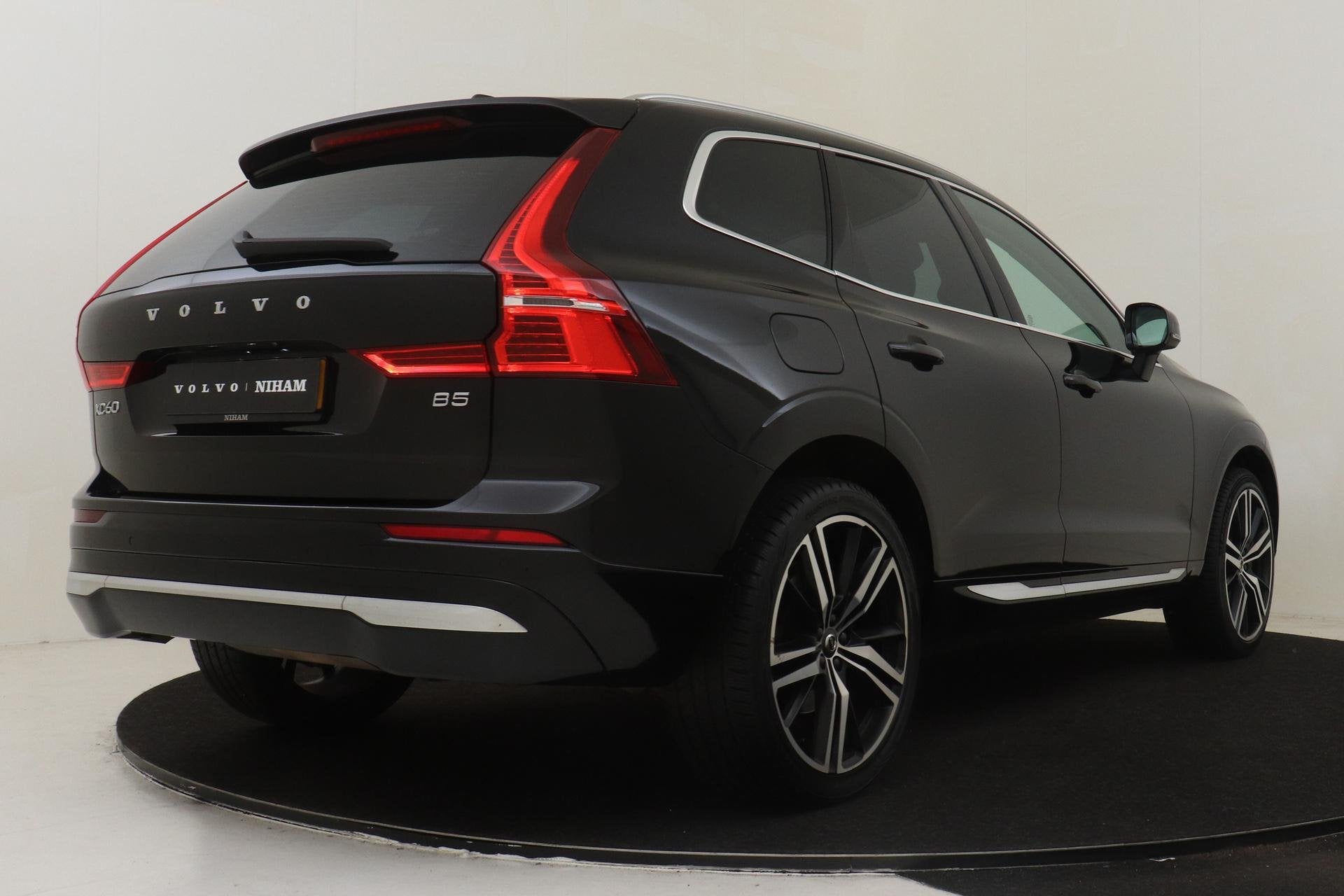 Volvo XC60 B5 (M-HYBRID) INSCRIPTION -LEDER|POWER-SEATS|KEYL, Auto's, Volvo, 12 maanden, Gebruikt, Euro 6, 4 cilinders