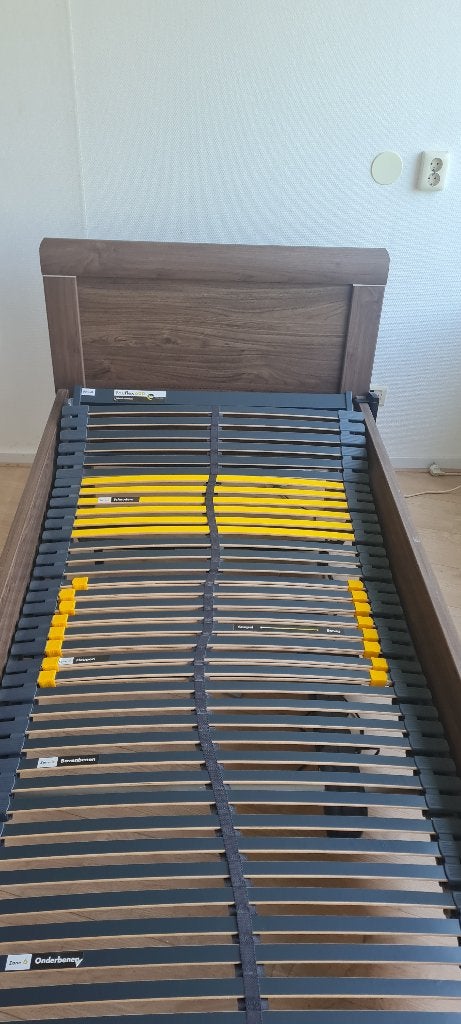 Senioren Bed, Ophalen, Verstelbaar, 90 cm, Eenpersoons