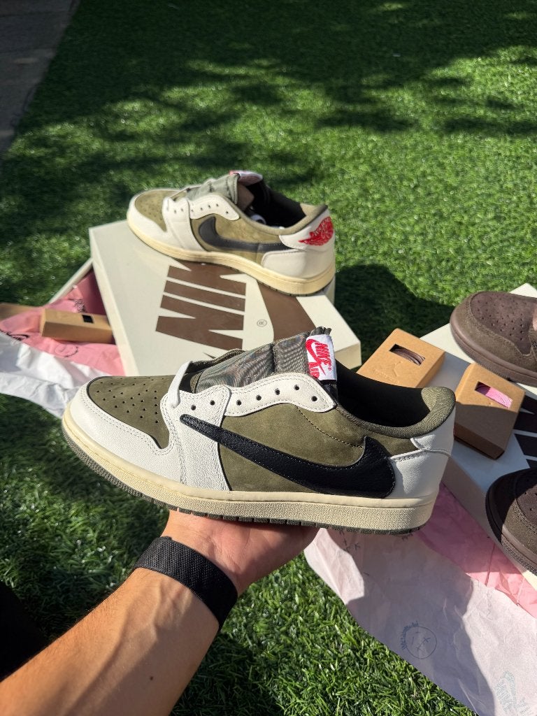Nike Air Jordan 1 Low OG Travis Scott Medium Olive 38 t/m 44, Ophalen of Verzenden, Nieuw, Wit