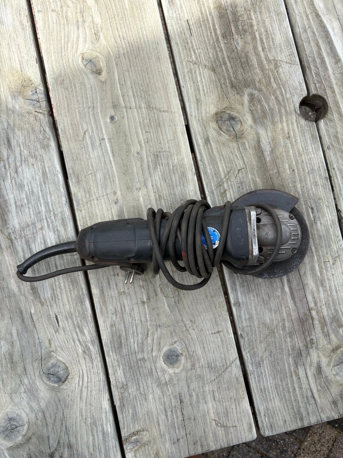 Gebruikte haakse slijper - Functioneel en betrouwbaar, Ophalen of Verzenden, Gebruikt, Minder dan 700 watt, Haakse handslijpmachine