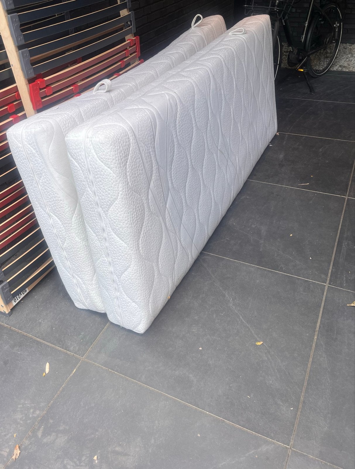 Gratis 2 matrassen 90x210 ophalen, Huis en Inrichting, Slaapkamer | Matrassen en Bedbodems, Ophalen, Gebruikt, 90 cm, Eenpersoons