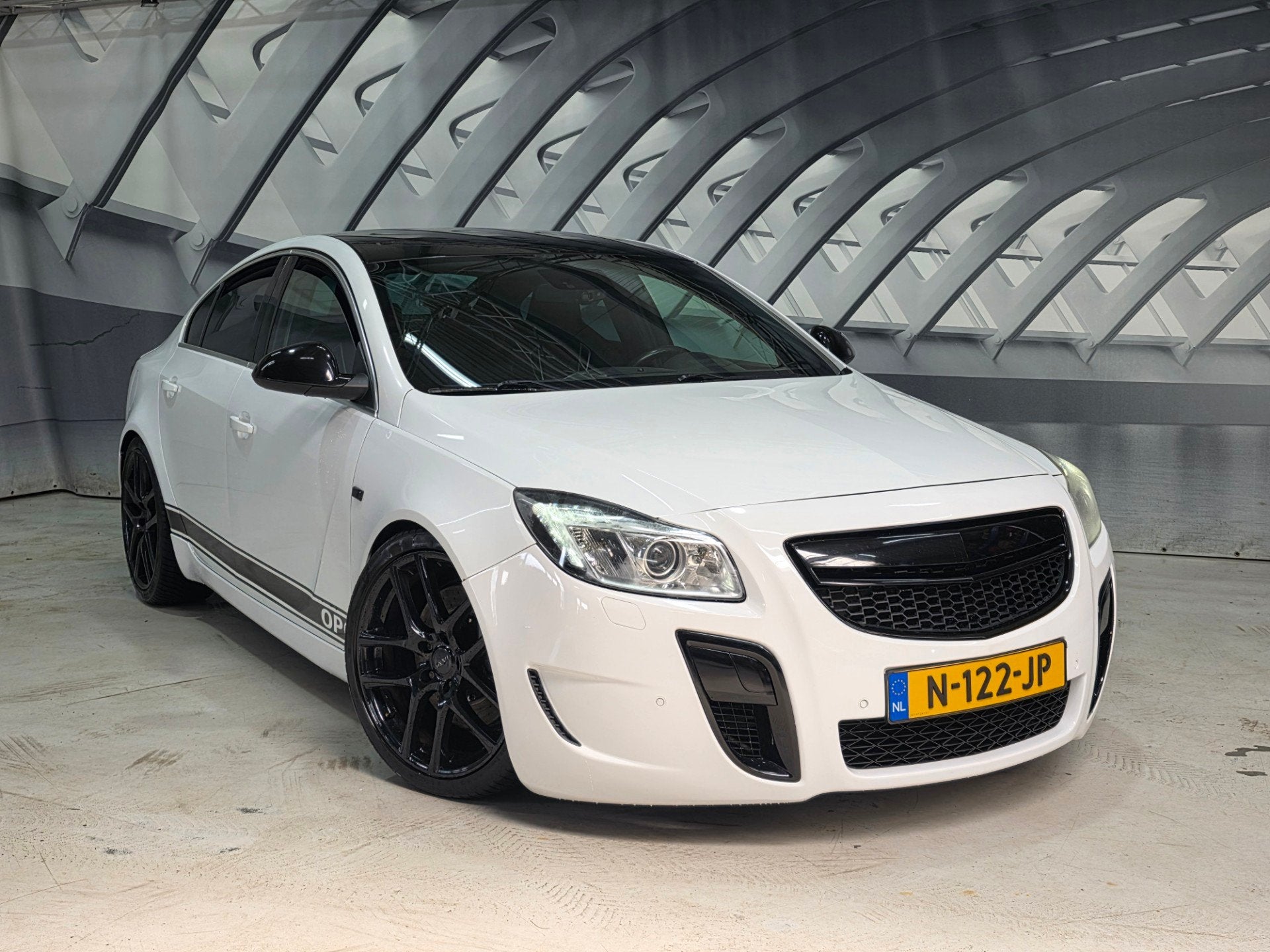 Opel Insignia 2.8 T OPC 4x4 nwe distributie ketting, Auto's, Automaat, Euro 5, Gebruikt, Zwart