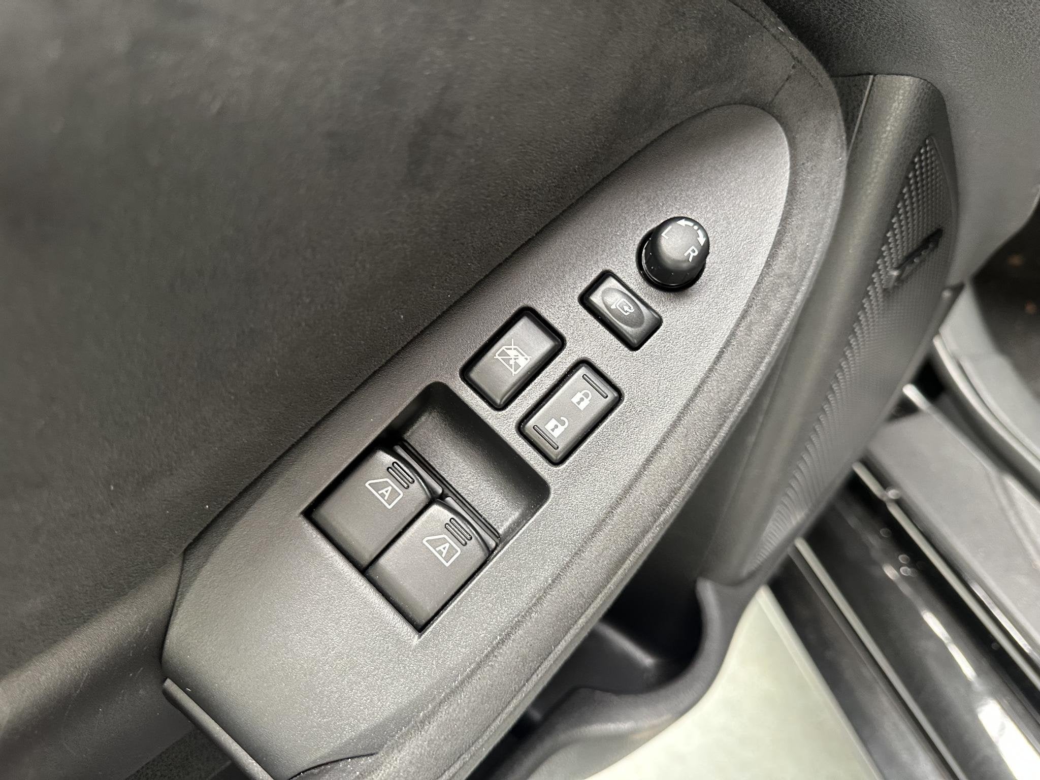 Nissan 370Z 3.7 V6 Pack Nette staat! keurige auto en Full Op, Auto's, Achterwielaandrijving, Gebruikt, Leder en Stof, Zwart