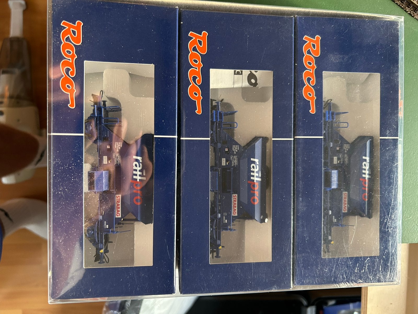 Roco 66057 Railpro Strabag wagons (3 stuks), Hobby en Vrije tijd, Modeltreinen | H0, Gelijkstroom, Wagon, Ophalen of Verzenden