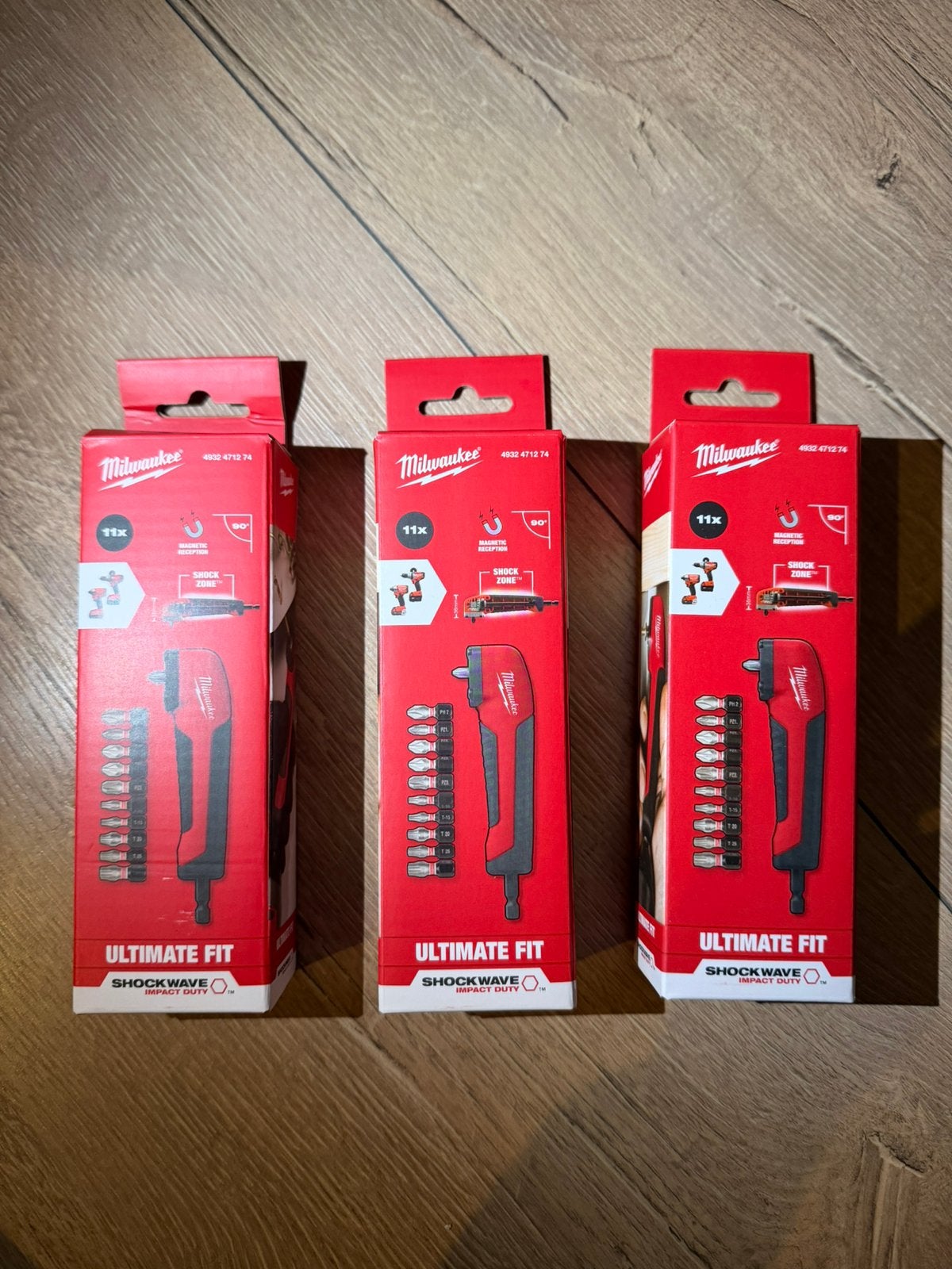 Nieuw milwaukee haakse schroef + bittjes 3 voor 36€, Ophalen of Verzenden, Nieuw, Boor- en Schroefmachine