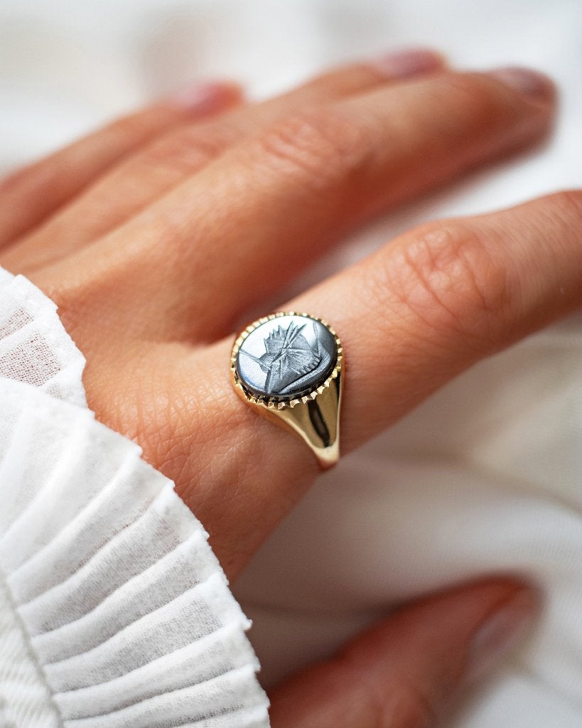Vintage 9K gouden solitaire ring met hematiet - maat 19,25, 19 tot 20, Ophalen of Verzenden, Zo goed als nieuw, Met edelsteen