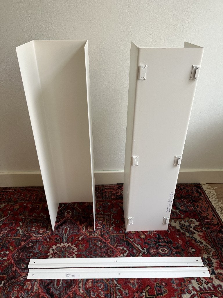 2x IKEA BOTKYRKA wandplank wit 80 cm – inclusief ophangrails, Huis en Inrichting, Woonaccessoires | Wandplanken en Boekenplanken