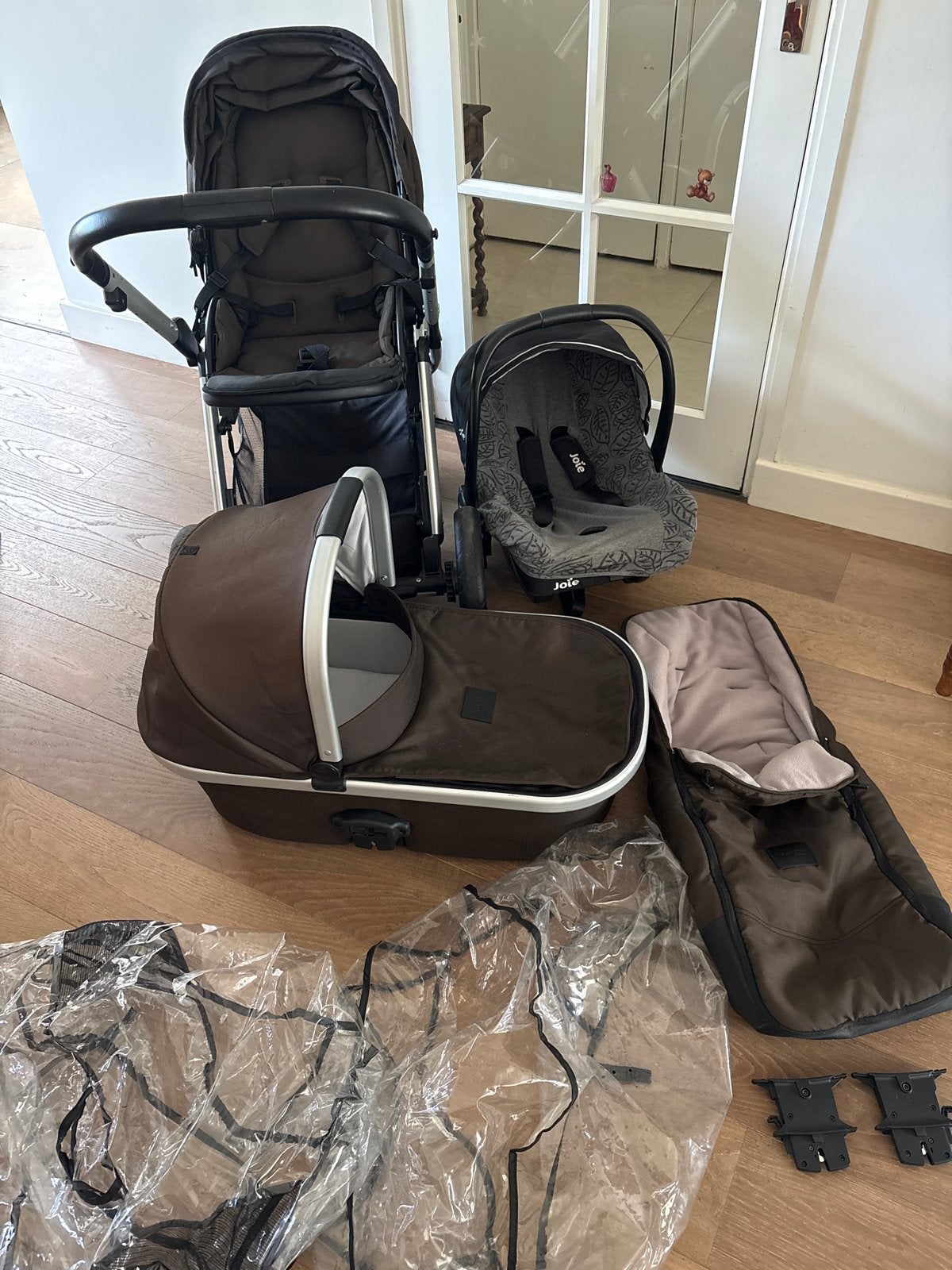 Mutsy Transit combiwagen met Joie autostoel en accessoires, Ophalen, Zo goed als nieuw, Combiwagen, Mutsy