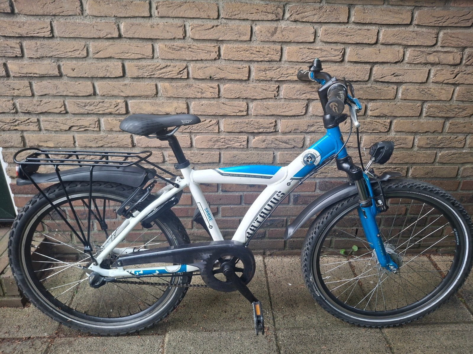 Batavus Snake 24 inch 3 versnellingen
Axa slot
Verlichting, Ophalen of Verzenden, 24 inch, Versnellingen