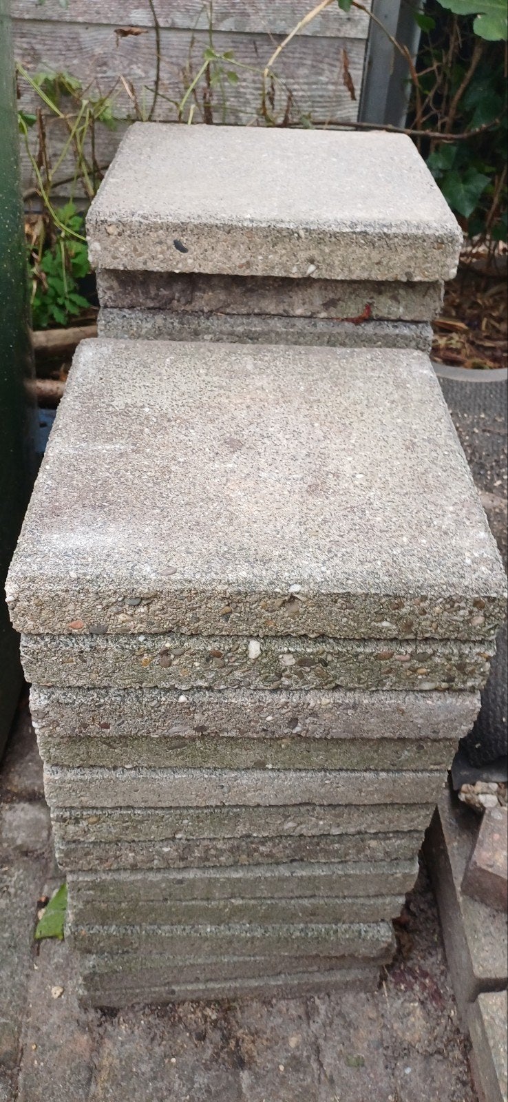 Straattegels 34 stuks gratis afhalen, Tuin en Terras, Ophalen, Gebruikt, Beton, Terrastegels