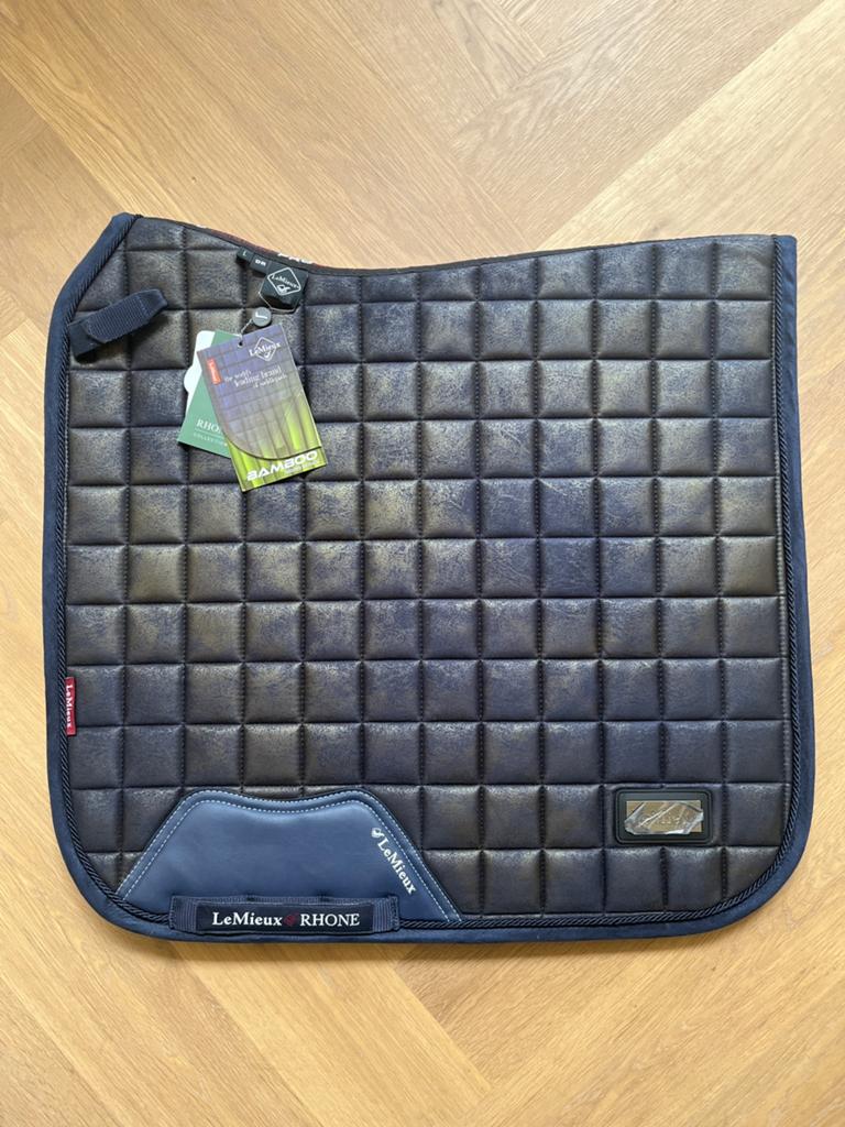 Lemieux Rhone dressuur dekje maat full, Dieren en Toebehoren, Paarden en Pony's | Dekens en Dekjes, Full (L), Dressuurdekje, Nieuw