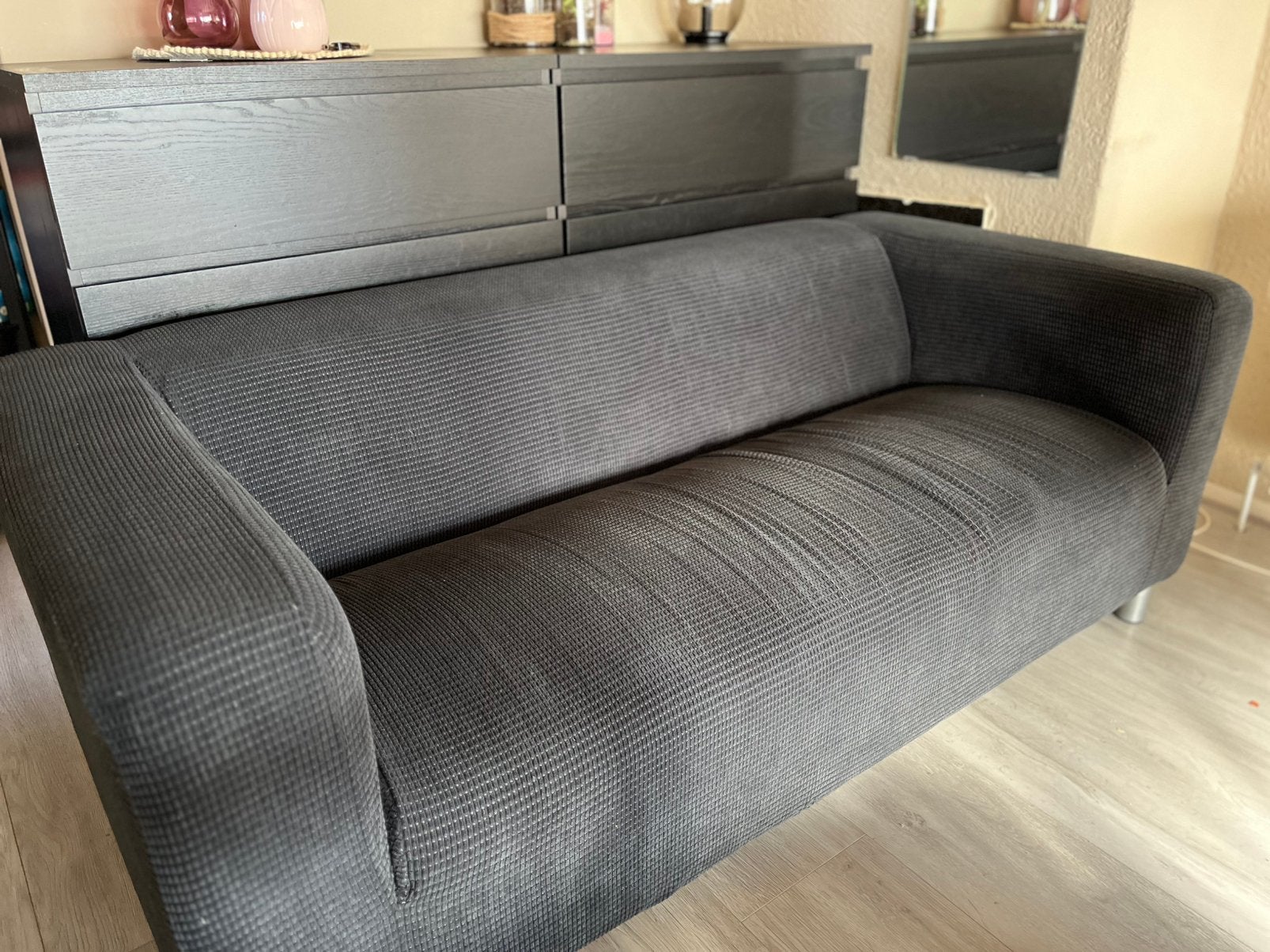 Klippan bank (incl. 2 bankhoezen- grijs en zwart), Ophalen, Gebruikt, Compact, 150 tot 200 cm