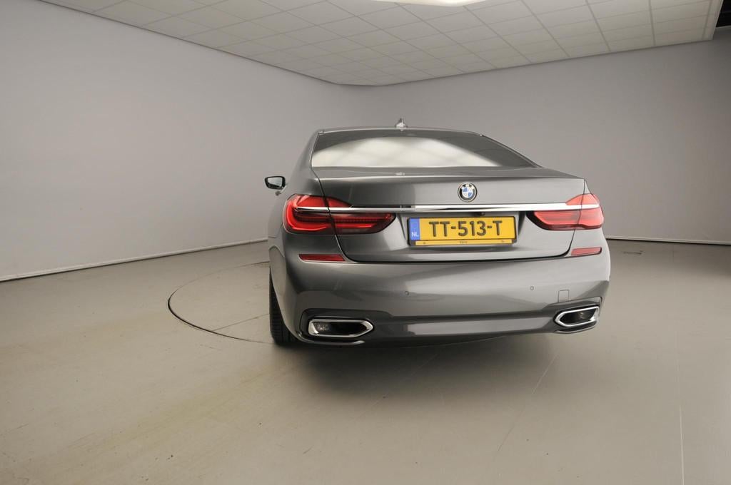 BMW 7 Serie 730d xDrive | M-Sportpakket | Laserlicht | Leder, Auto's, BMW, Automaat, 12 maanden, Gebruikt, Euro 6