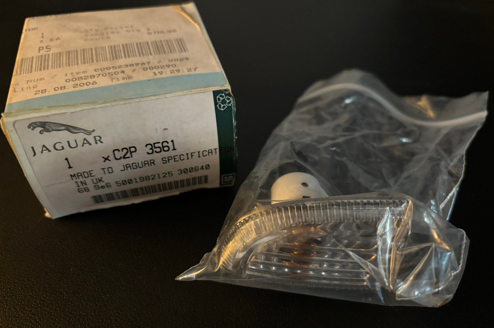 Originele Jaguar zijrichtingaanwijzer C2P3561 – NOS OEM, Ophalen of Verzenden, Nieuw, Jaguar
