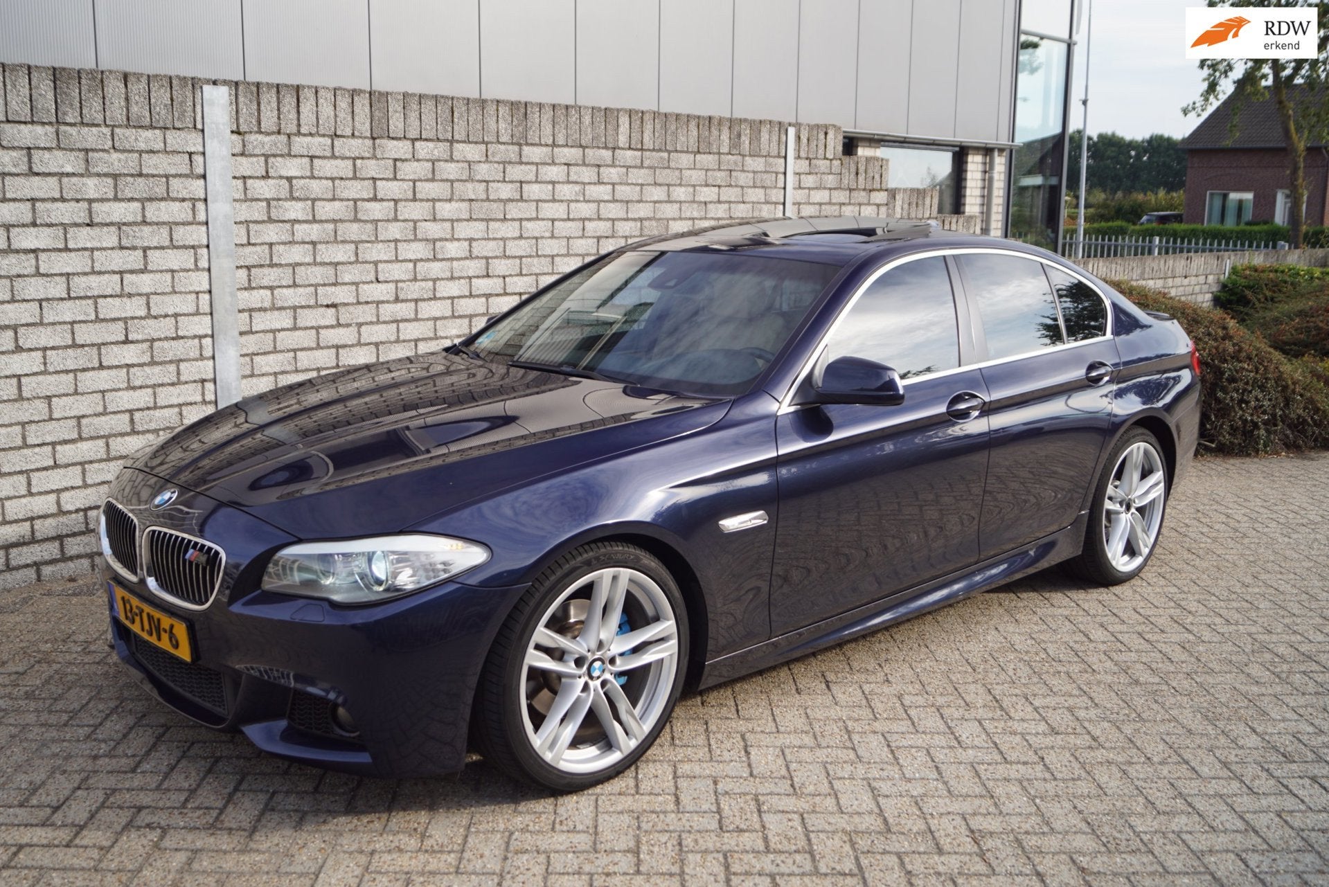 BMW 5-serie 523i High Executive Autom Leder Stoelverw Navi C, Euro 5, Achterwielaandrijving, Gebruikt, Beige