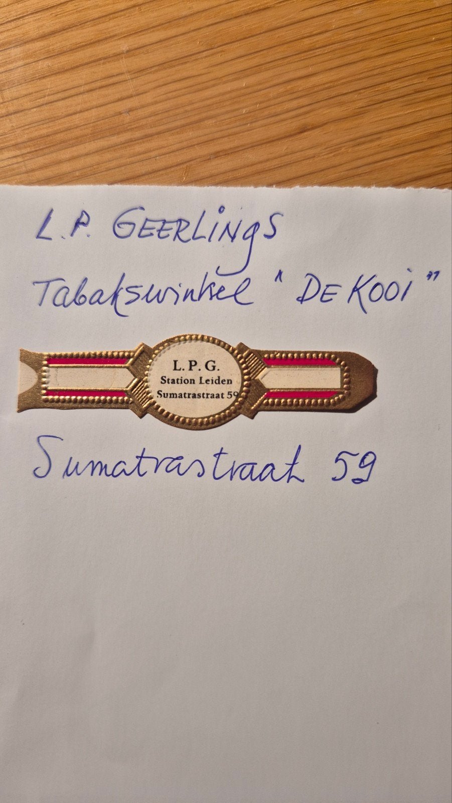 Sigarenbanden LEIDEN, Ophalen, Zo goed als nieuw, Sigarenbandjes