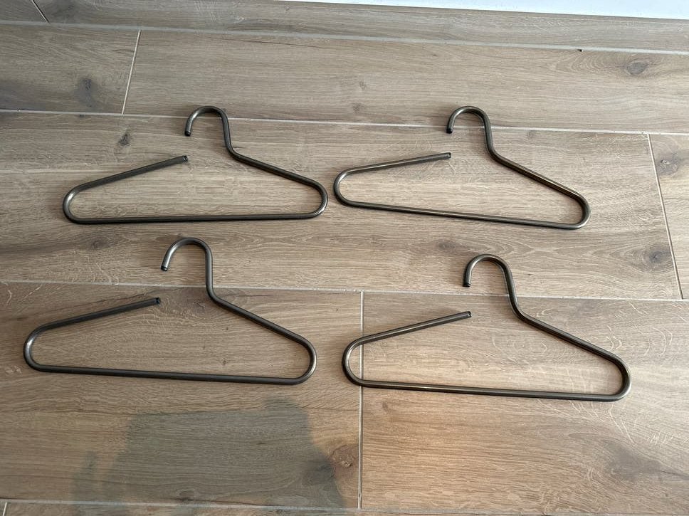 4x Metalen Broekhangers - Gratis Afhalen, Kleding | Dames, Kledinghangers, Ophalen, Gebruikt, Metaal, Volwassenen
