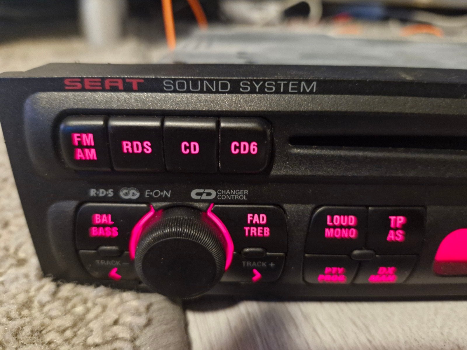 Seat sound system radio/cd player., Ophalen, Gebruikt, Seat
