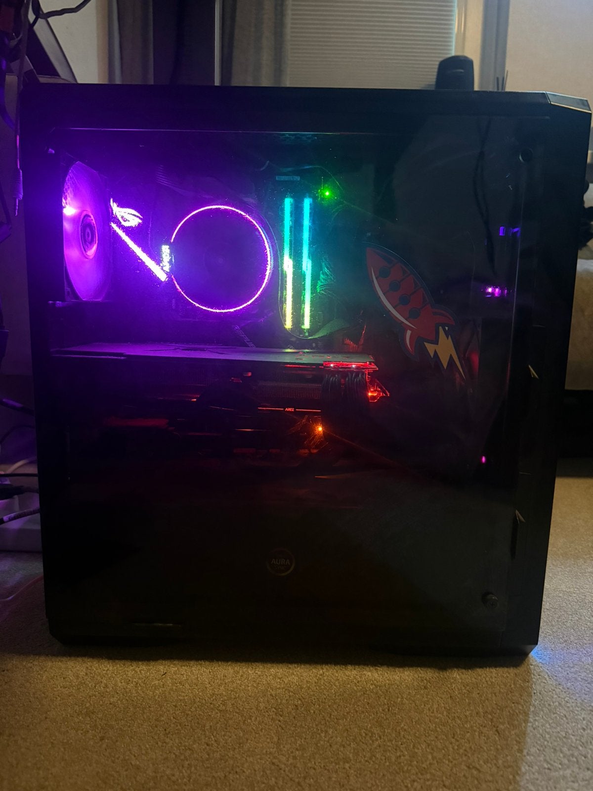 game pc met toetsenbord, muis en microfoon, Ophalen of Verzenden, Zo goed als nieuw, Gaming, SSD