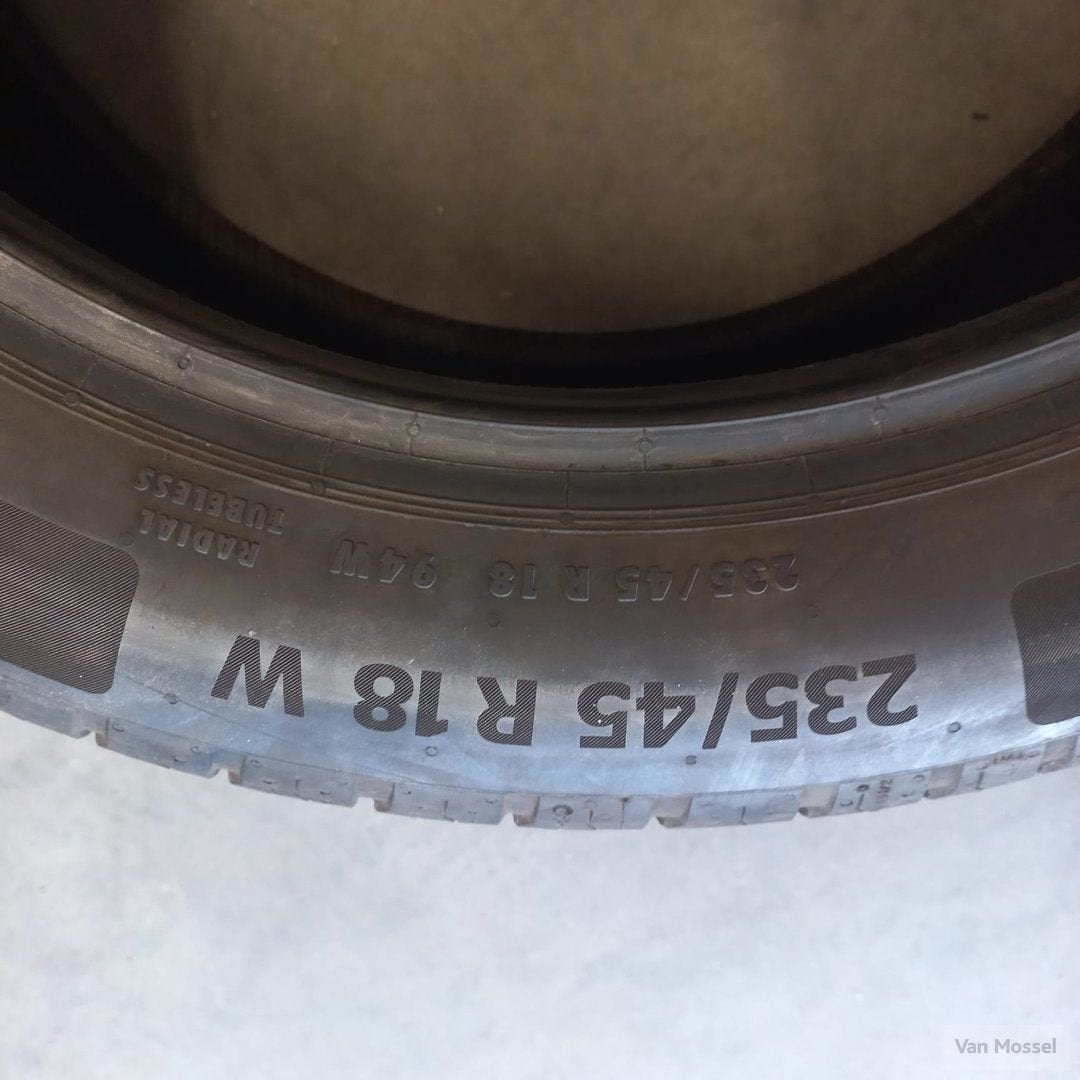 Continental Eco Contact 6 235/45/R18 94W, 18 inch, Gebruikt, -, -