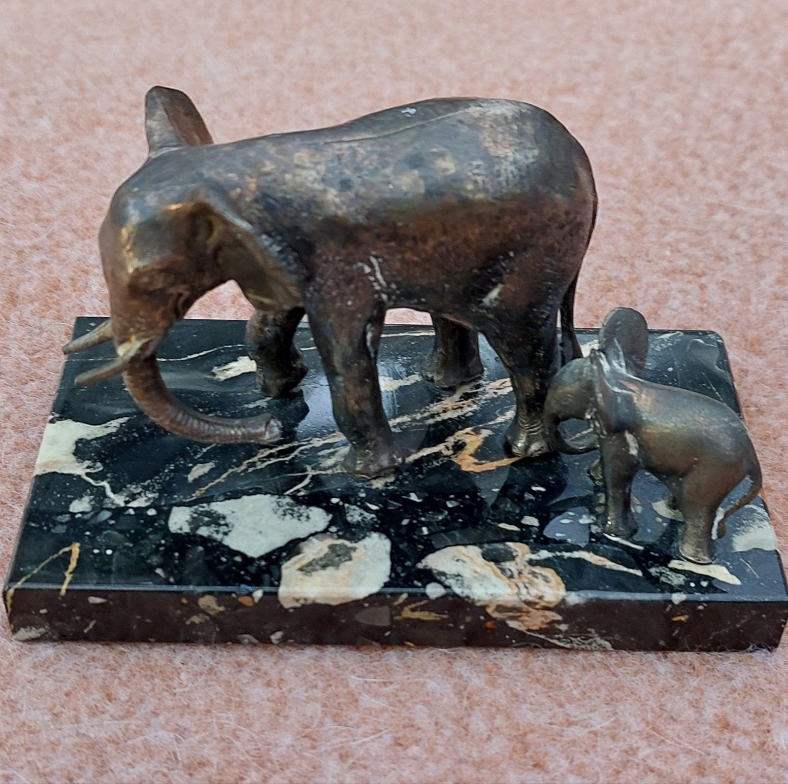 WWF Afrikaanse Olifant met Jong - Verzilverd Beeldje, Ophalen of Verzenden