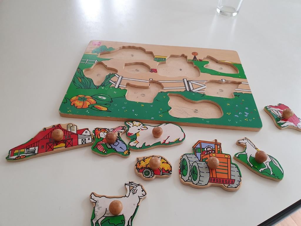 Houten boerderij puzzel met dieren en tractor, Ophalen of Verzenden, Gebruikt, Overige typen