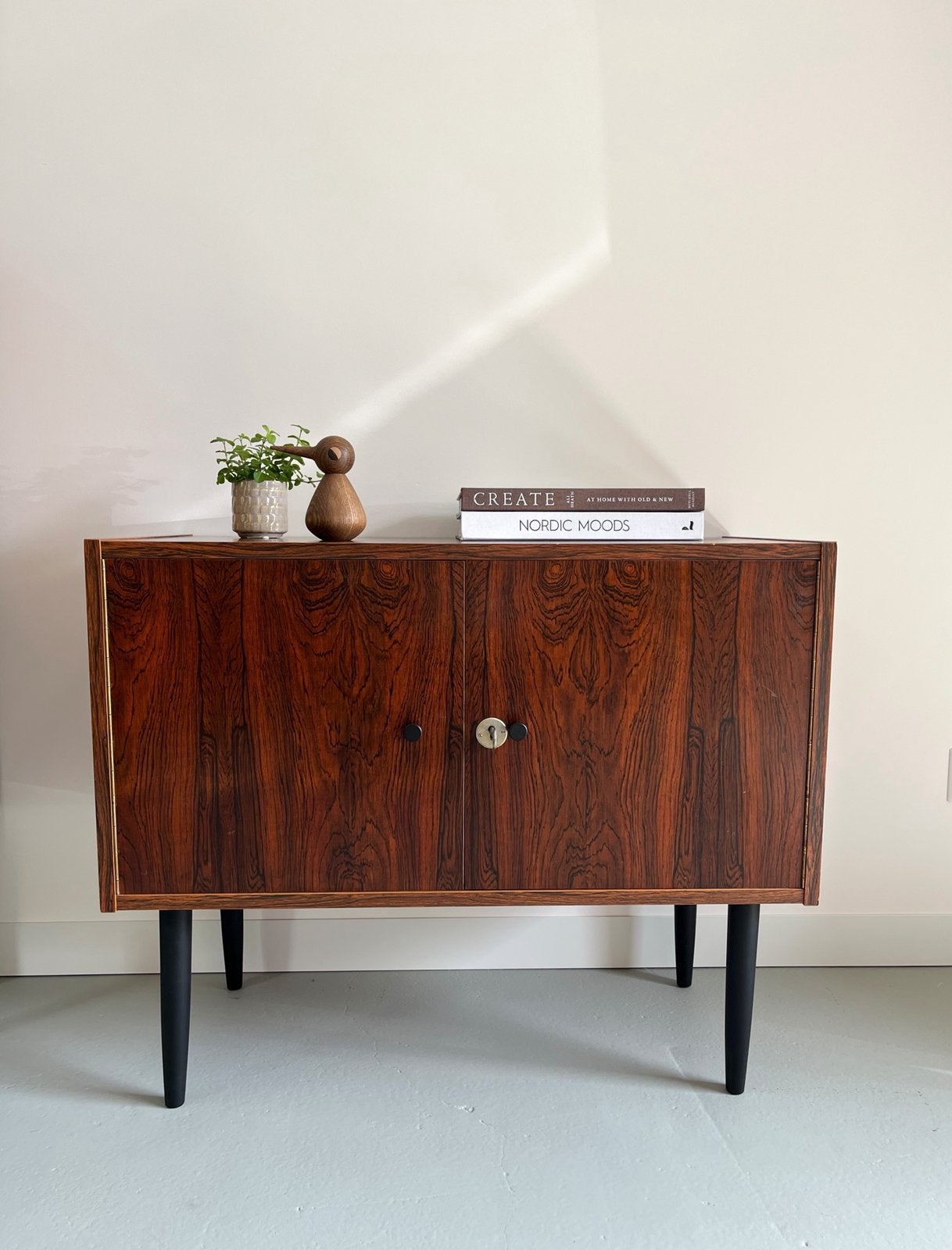 Vintage palissander kastje/dressoir, jaren 60, Ophalen, Gebruikt, 1 of 2 laden, Onbekend