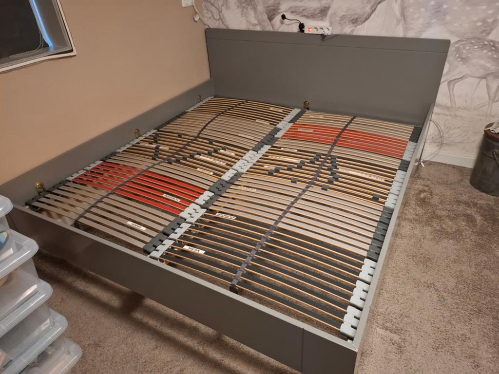 Tweepersoonsbed 180x200 cm met lattenbodems, Huis en Inrichting, Slaapkamer | Bedden, Gebruikt, Tweepersoons, 180 cm, 200 cm, Hout