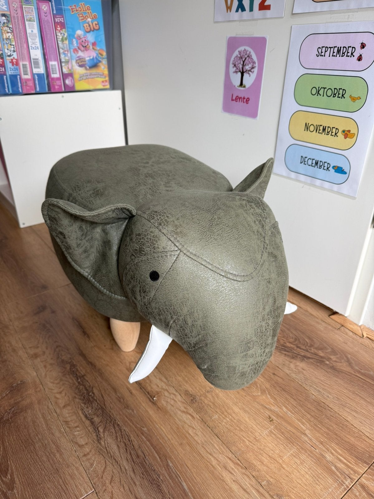 Olifant kinderkruk/poef, Ophalen, Zo goed als nieuw, Rechthoekig, Minder dan 50 cm