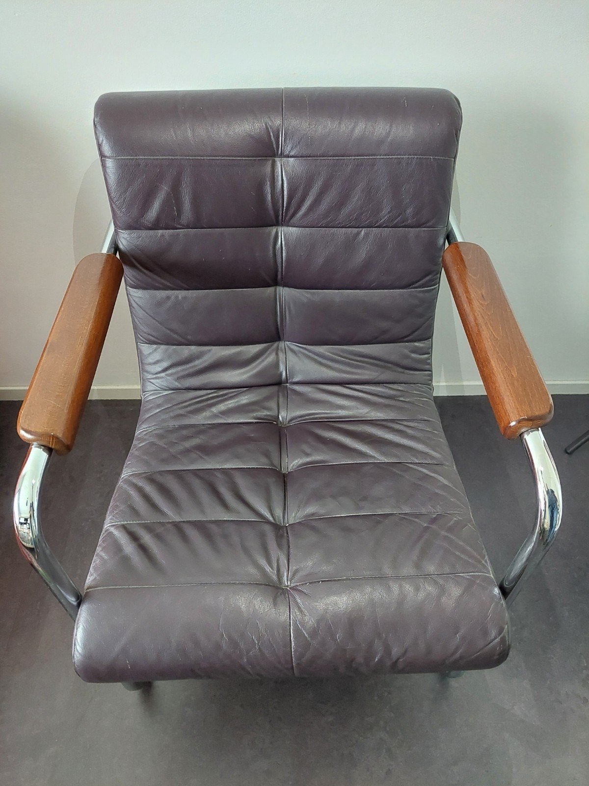 witte en paarse fauteuils leer met chroom, Ophalen, Gebruikt, 50 tot 75 cm, Leer