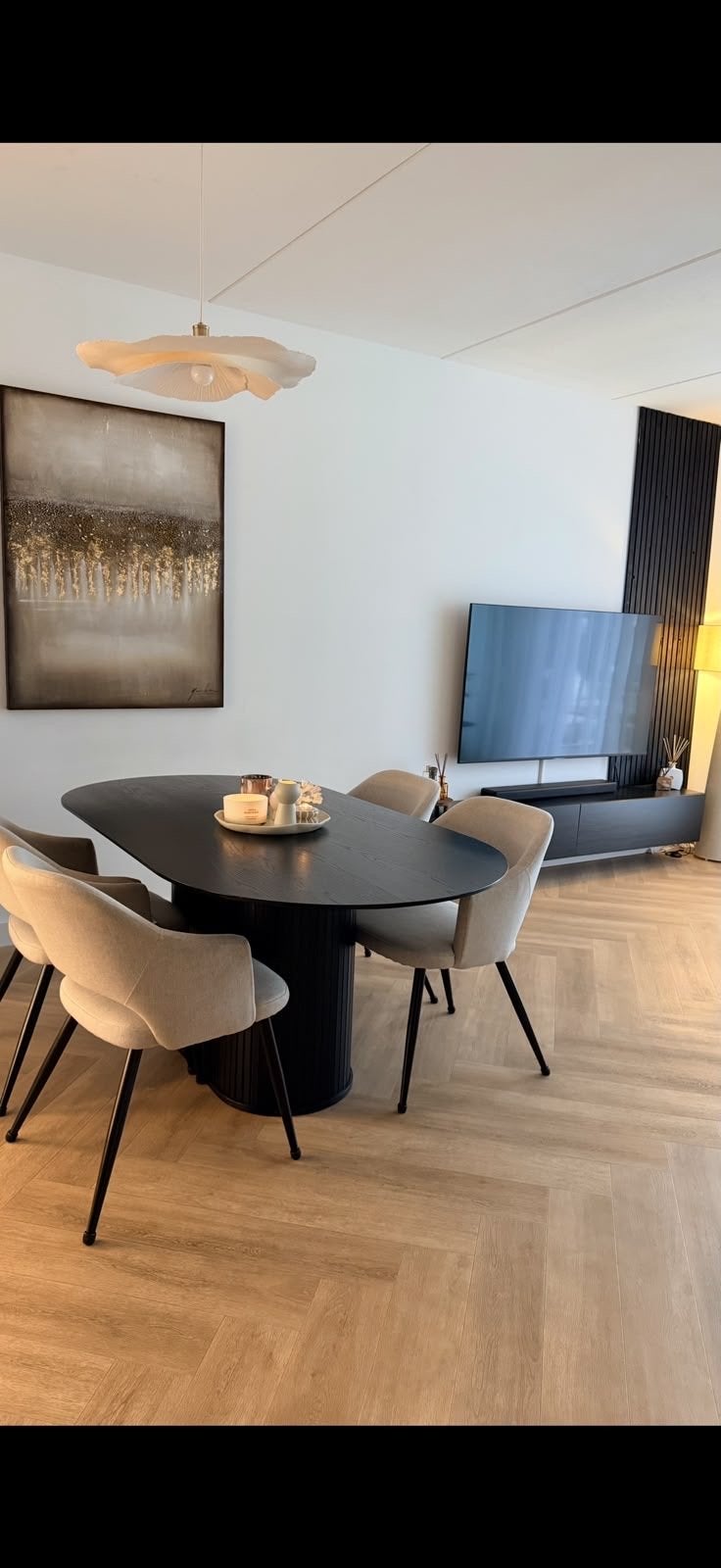 Giga Meubel Eettafel Nola Ovaal Zwart Eiken met 4 Xenos stoe, Ophalen, Japandi, Eikenhout, 50 tot 100 cm