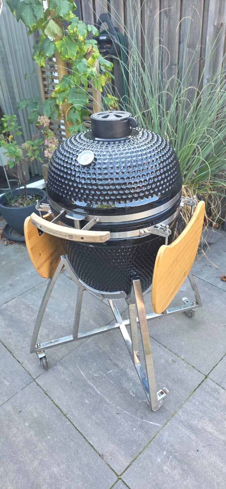 Tarrington House Kamado BBQ 54 cm + onderstel & accessoires, Tuin en Terras, Ophalen, Gebruikt, Tarrington House (Makro), Met accessoires