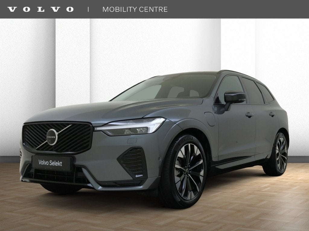 Volvo XC60 T6 AWD Ultra Dark | Luchtvering | Trekhaak | 360