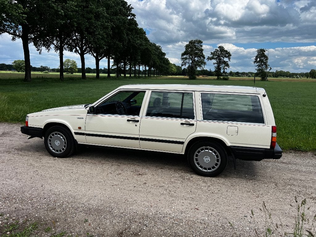 Volvo 745 GL Estate - 2,3 Bijna nieuw! 54.000 kms, Auto's, Volvo, Particulier, Bluetooth, Digitale radio-ontvangst, Mistlampen