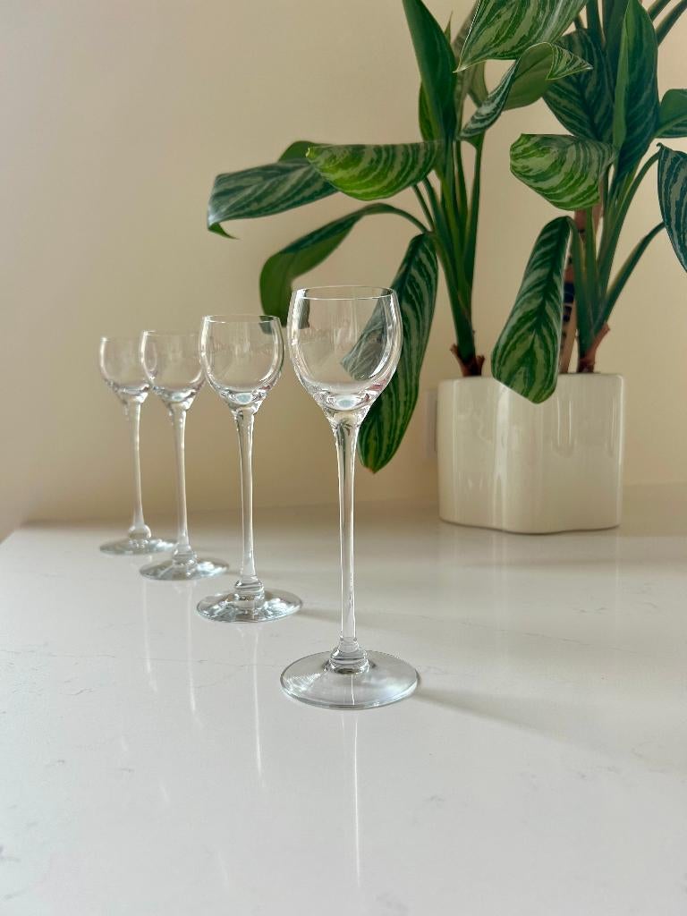 4 vintage Iittala likeurglazen serie aurora. H. Orvola, Verzamelen, Ophalen of Verzenden, Zo goed als nieuw, Borrel- of Shotglas