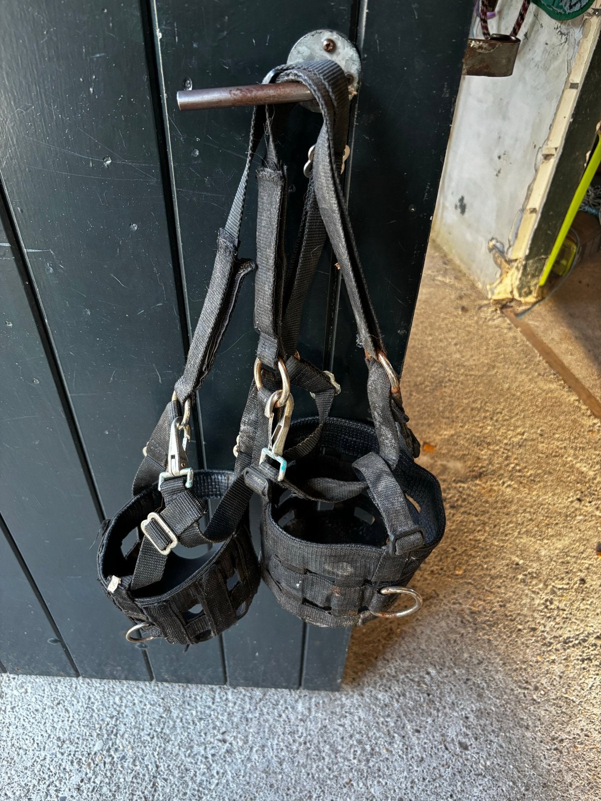 Graasmasker, Ophalen