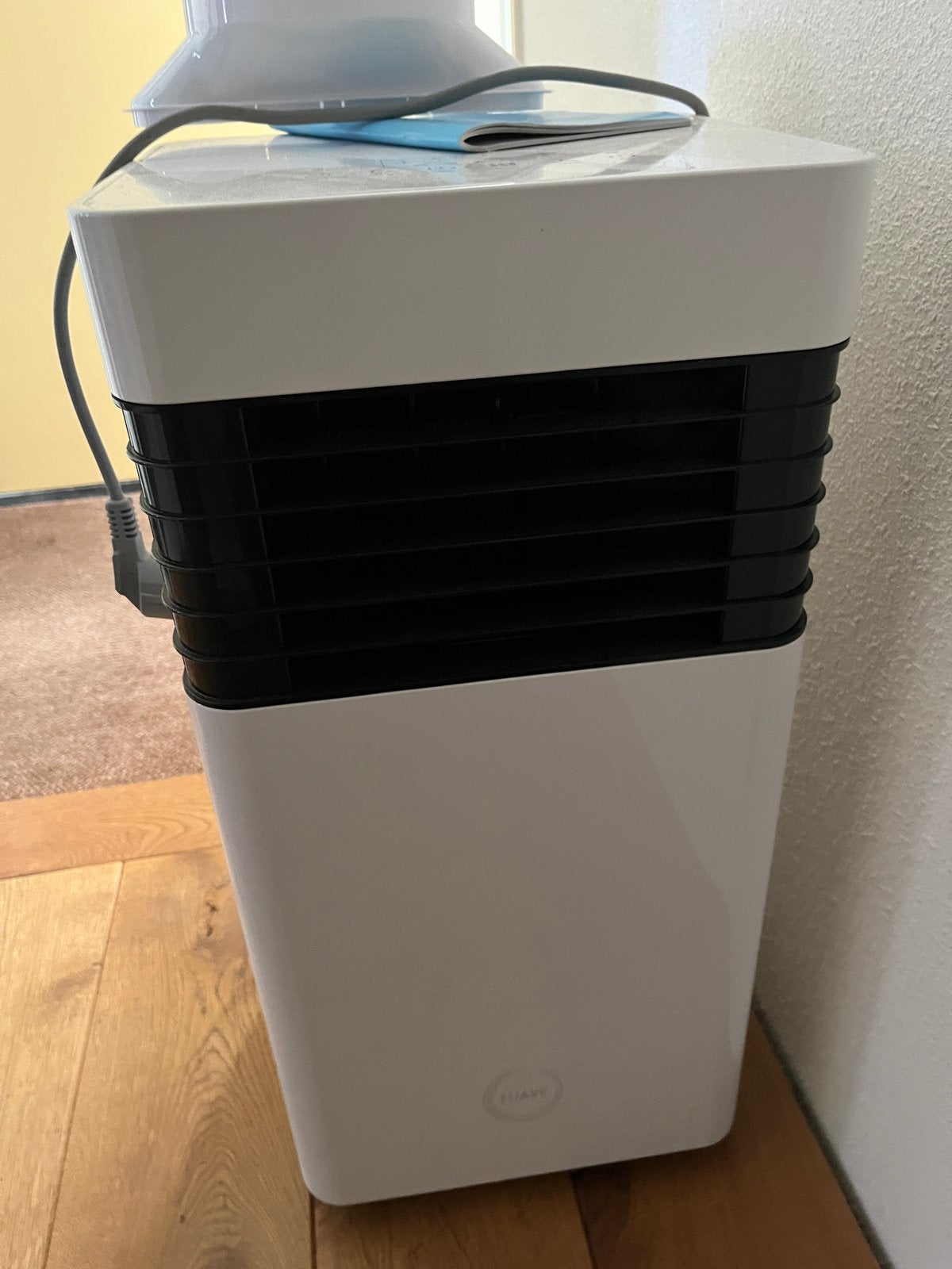 FUAVE Mobiele Airco ACB07W22 - Koelen, Ventileren, Ontvochti, Ophalen, Minder dan 60 m³, 3 snelheden of meer, Zo goed als nieuw