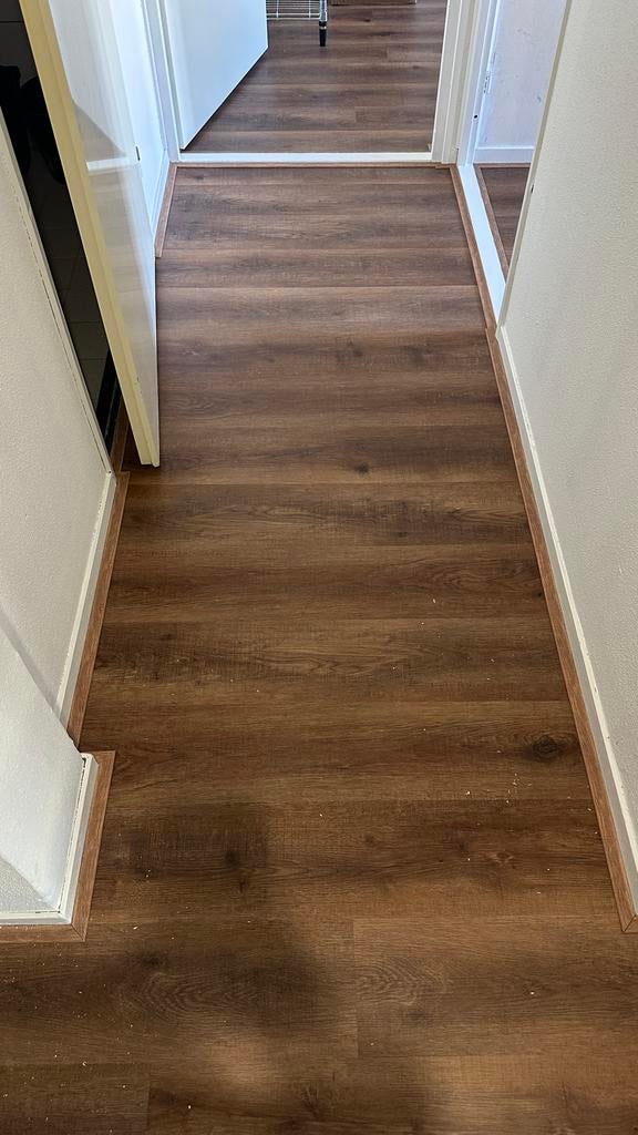 Walnoot bruin PVC vloer, ca. 8m2, Ophalen, Kunststof, 50 tot 150 cm, Overige typen