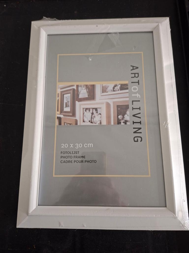 Nieuw fotolijstje 20x30cm - Wit, Ophalen of Verzenden