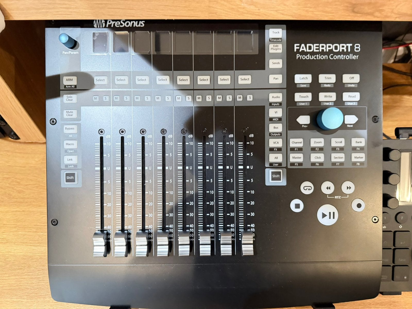 Presonus Faderport 8, Muziek en Instrumenten, Mengpanelen, Ophalen, Zo goed als nieuw