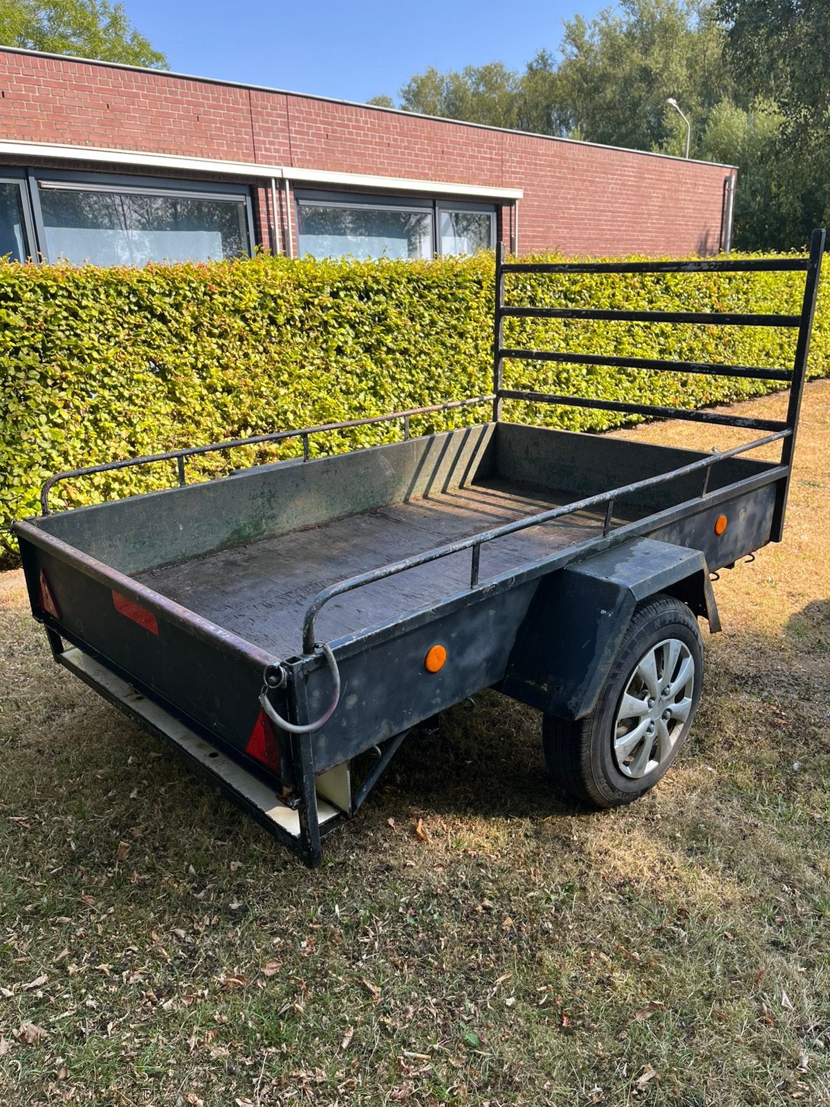 Aanhanger 750kg b rijbewijs, Ophalen, Zo goed als nieuw