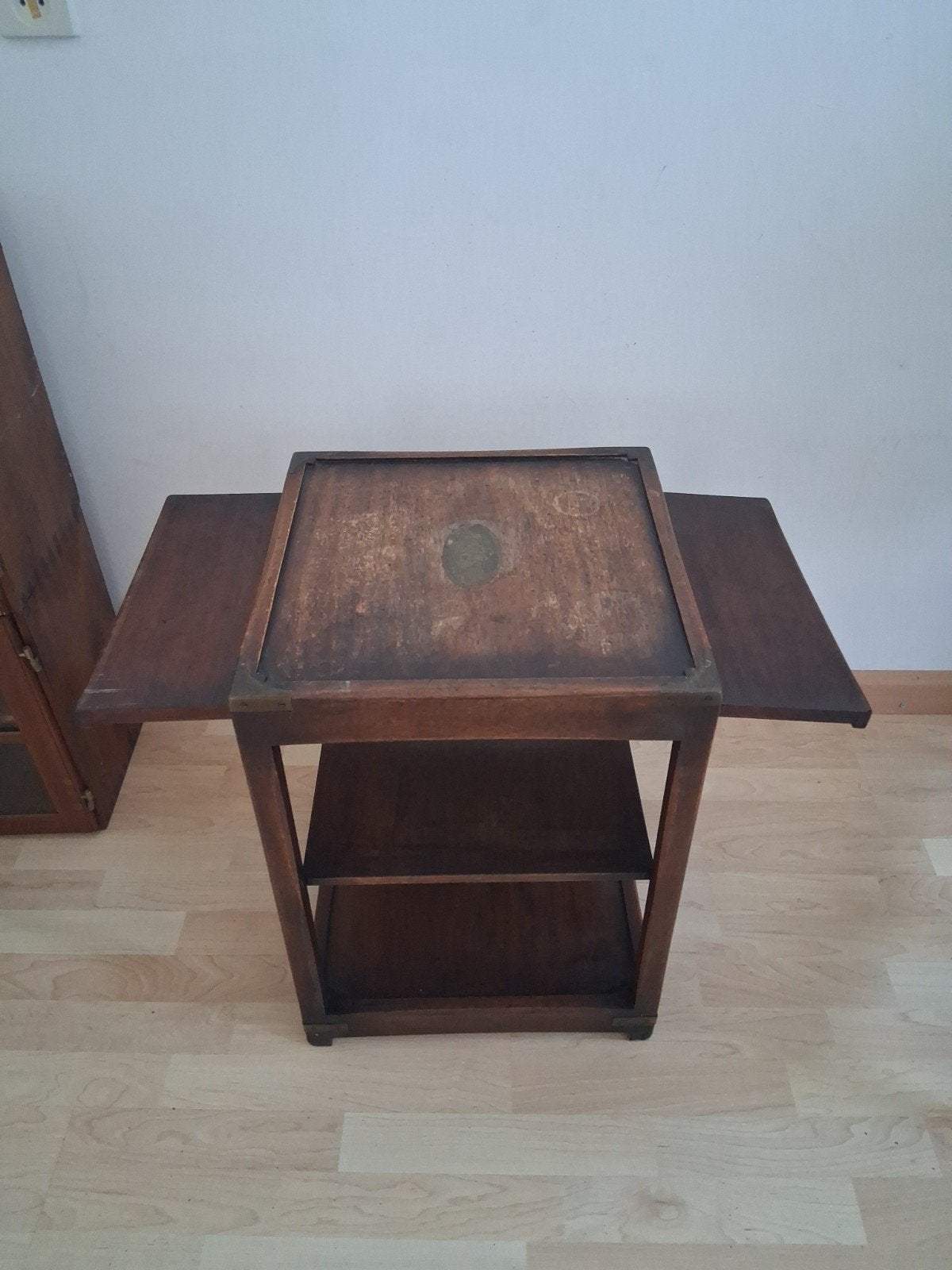 Antieke bijzettafel met uitschuifbare bladen, Ophalen