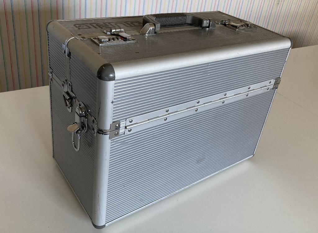 aluminium koffer / kist met 2 TSA sloten, Minder dan 35 cm, Minder dan 50 cm, Ophalen of Verzenden, Minder dan 40 cm