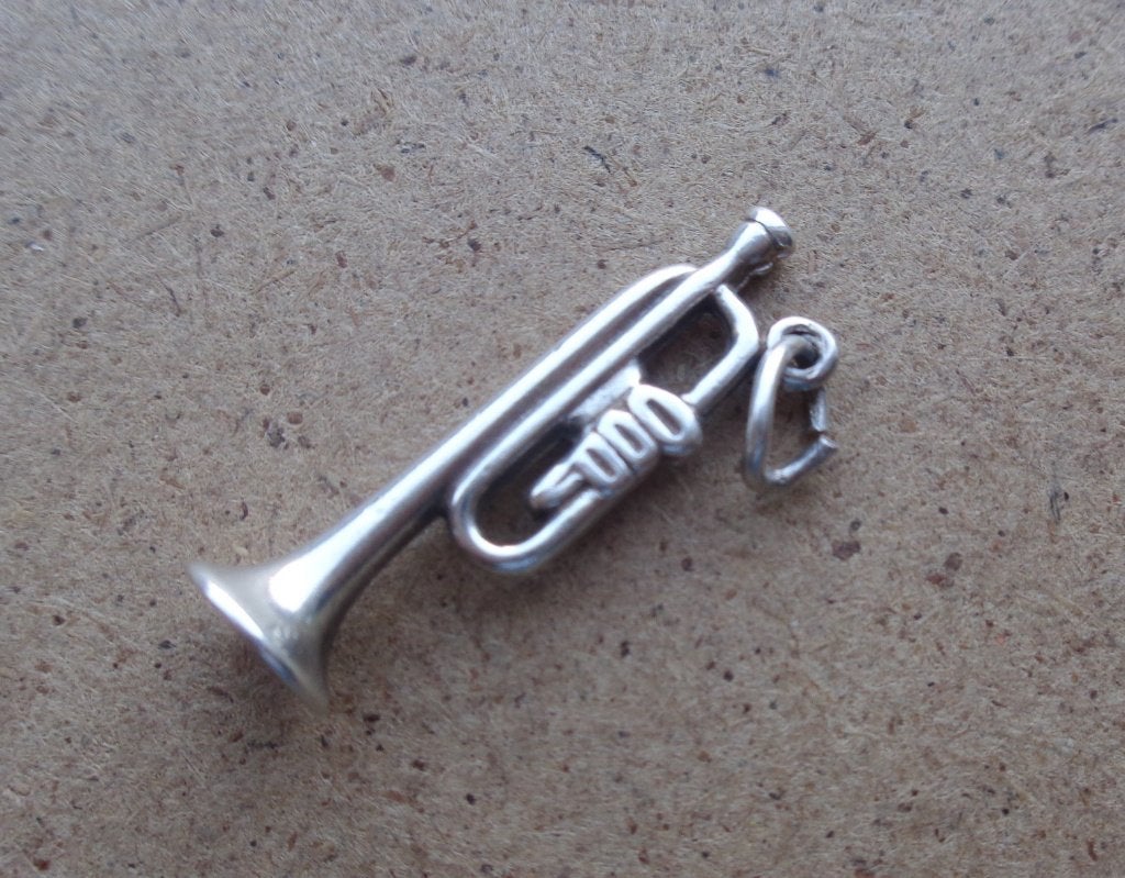 zilveren vintage bedel trompet [033], Overige merken, Verzenden, Zo goed als nieuw, 1 bedel
