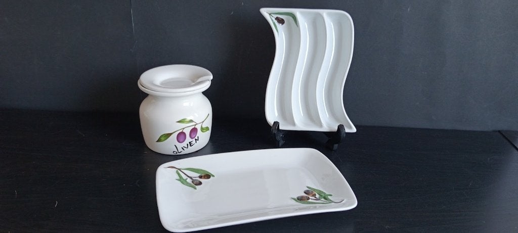 Olijvenpot met deksel en olijvenschaal wave serveerbord, Nieuw, Ophalen of Verzenden, Schaal of Schalen, Overige stijlen