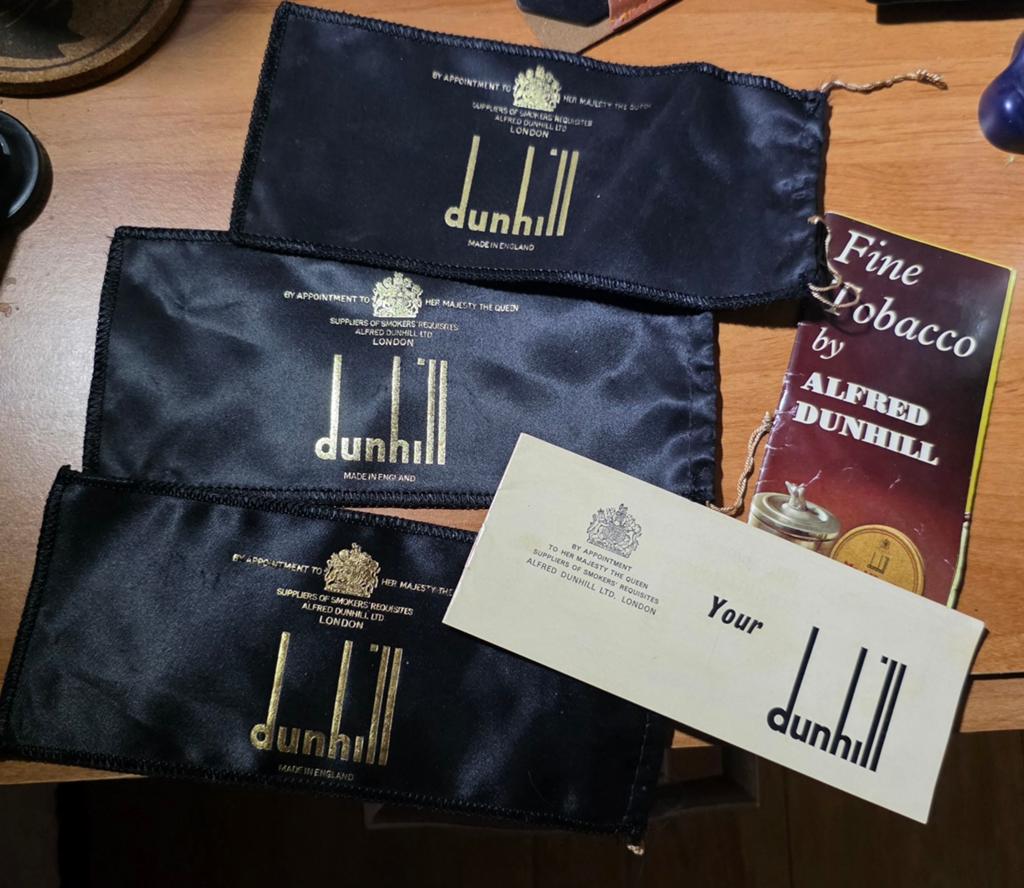 Dunhill pijp hoesjes en boekje, Verzenden, Gebruikt, (Water)pijp