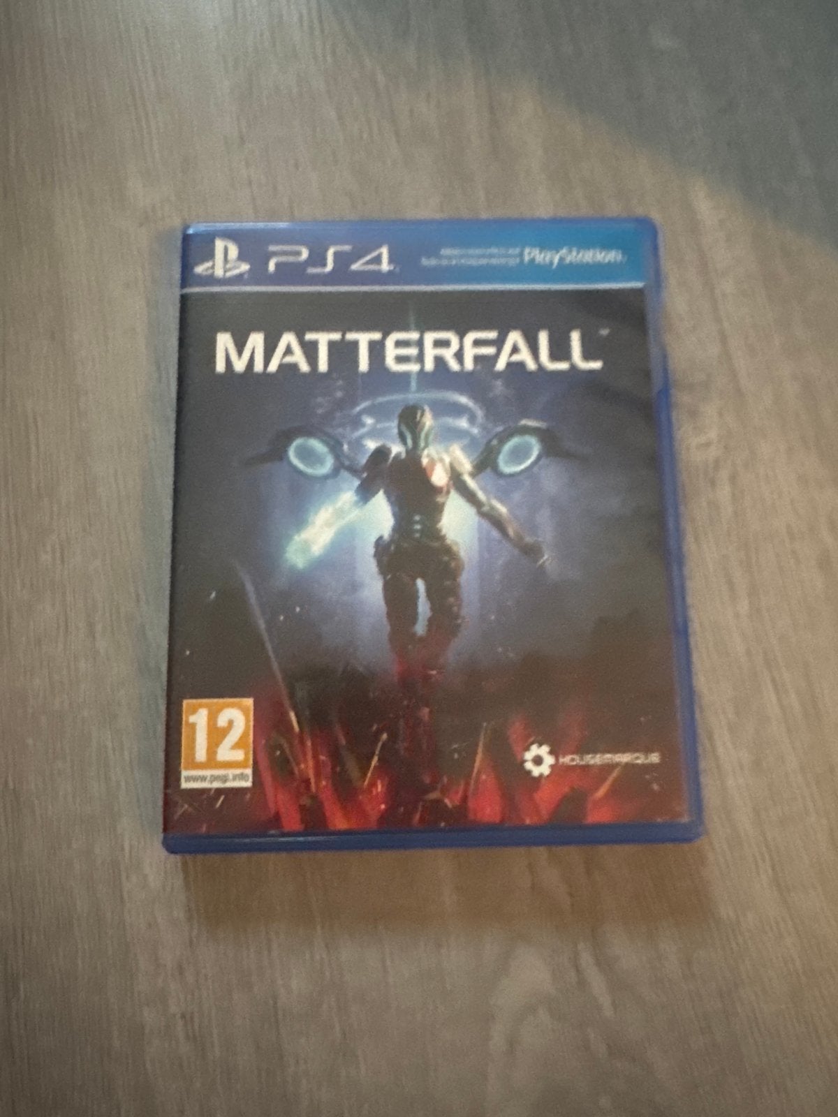 Matterfall PS4 - Snelle actie shooter, Ophalen, Shooter, 1 speler, Zo goed als nieuw