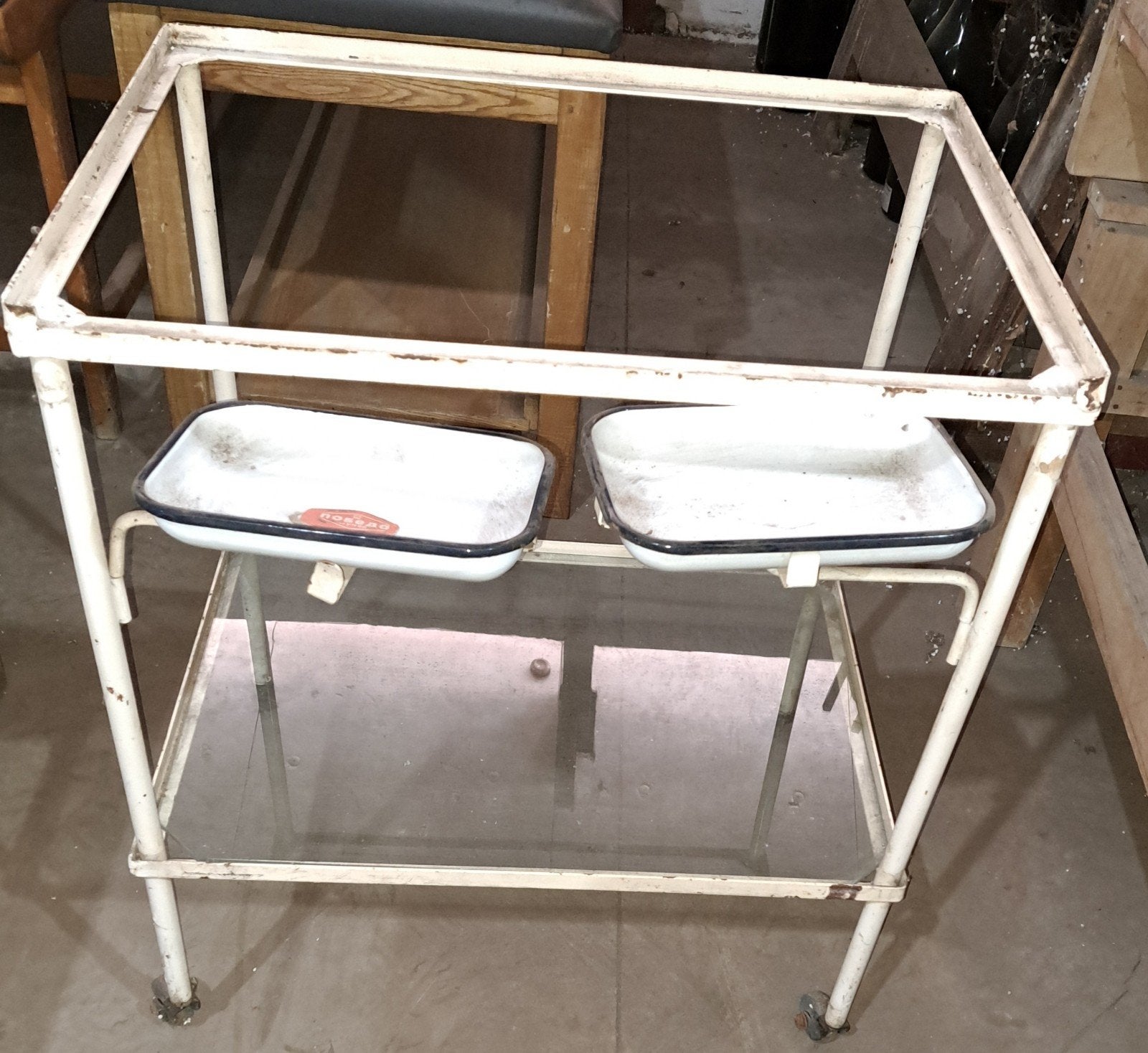 tafel tafeltjes ziekenhuis tafeltjes, Antiek en Kunst, Curiosa en Brocante, Ophalen