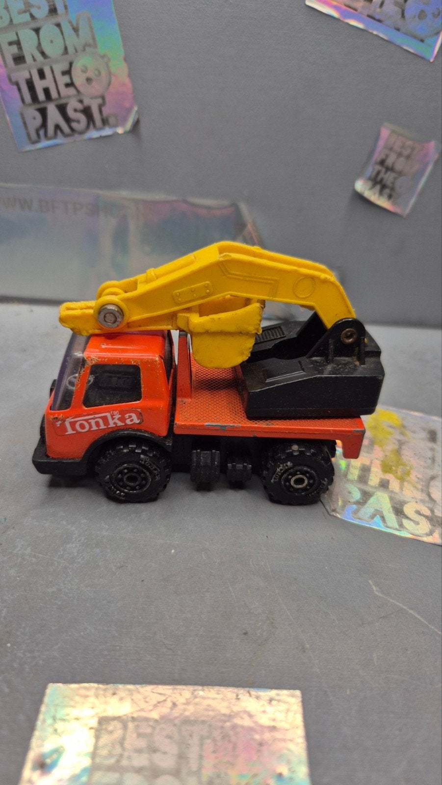 Tonka Speelgoed Vrachtwagen met Graafmachine - Vintage, Ophalen of Verzenden